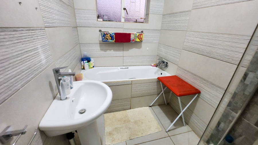 3 Bedroom Property for Sale in Stilfontein Ext 4 North West
